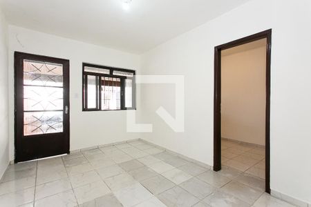 Sala de casa para alugar com 2 quartos, 110m² em Vila Antonina, São Paulo