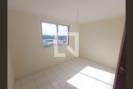 Quarto 2 de apartamento à venda com 2 quartos, 58m² em Samambaia Norte, Brasília
