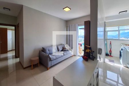 Sala de apartamento à venda com 2 quartos, 63m² em Largo da Batalha, Niterói