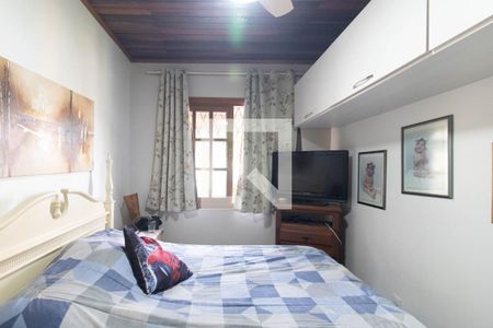 Casa à venda com 4 quartos, 240m² em Vila Nova, Porto Alegre