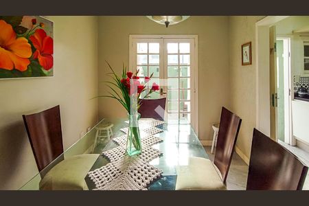 Sala de Jantar de casa de condomínio à venda com 3 quartos, 161m² em Guarujá, Porto Alegre
