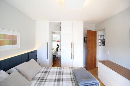 Suíte 1 de apartamento à venda com 2 quartos, 84m² em Petrópolis, Porto Alegre