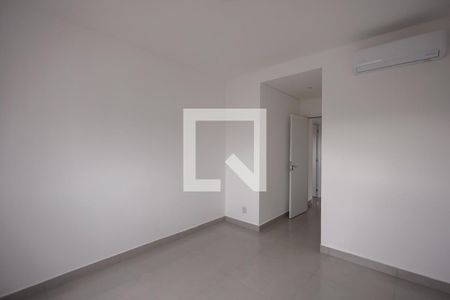 Suíte de apartamento para alugar com 3 quartos, 81m² em Esplanada Independência, Taubaté