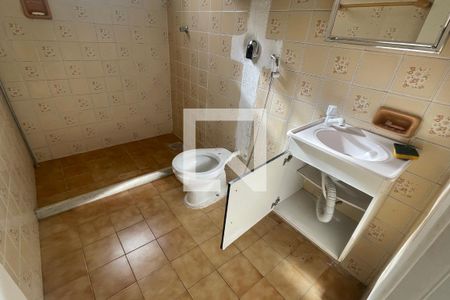 Banheiro de casa para alugar com 2 quartos, 54m² em Doutor Laureano, Duque de Caxias
