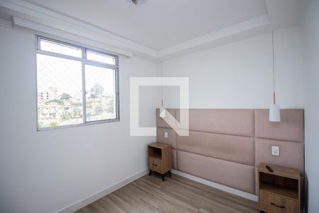 Quarto Suíte de apartamento para alugar com 3 quartos, 75m² em Cabral, Contagem