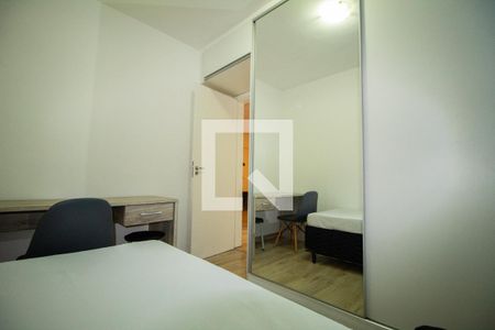 Quarto 02 de apartamento para alugar com 2 quartos, 48m² em Dom Cabral, Belo Horizonte
