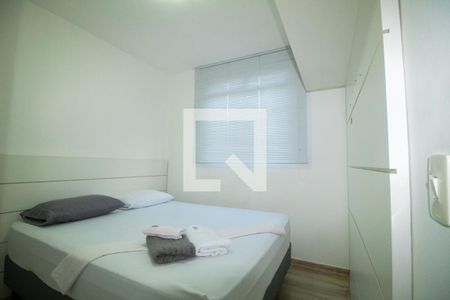 Quarto 01 de apartamento para alugar com 2 quartos, 48m² em Dom Cabral, Belo Horizonte