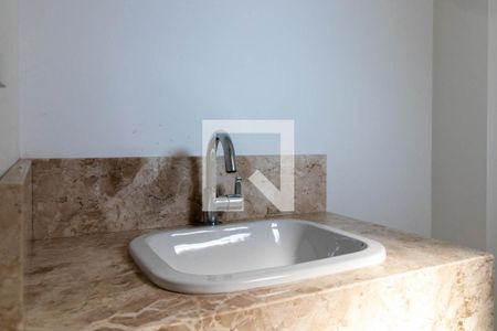 Lavabo de casa de condomínio para alugar com 3 quartos, 300m² em Pedra Redonda, Porto Alegre