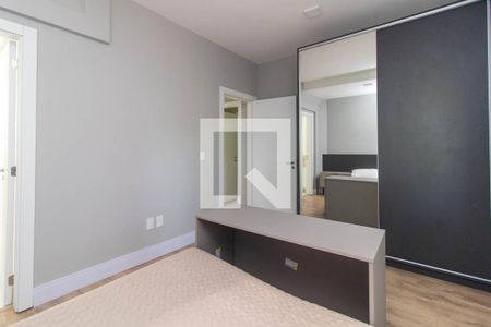 Quarto 1 de casa de condomínio para alugar com 3 quartos, 300m² em Pedra Redonda, Porto Alegre