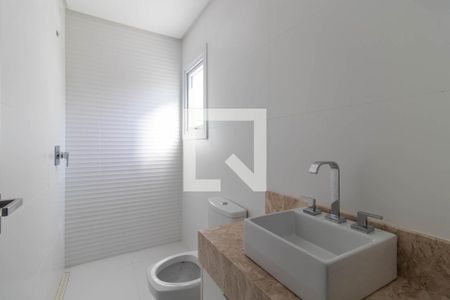 Banheiro do Quarto 1 de casa de condomínio para alugar com 3 quartos, 330m² em Pedra Redonda, Porto Alegre