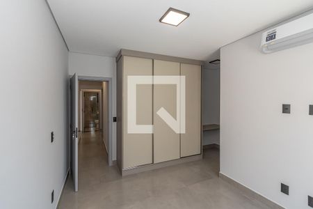 Suite de casa de condomínio à venda com 3 quartos, 141m² em Residencial Real Park Sumaré, Sumaré