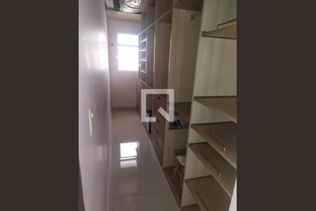 Quarto de casa para alugar com 5 quartos, 270m² em Jardim Londrina, São Paulo