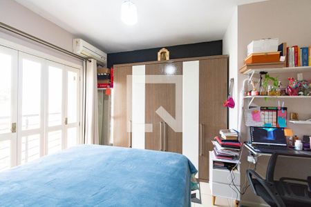 Casa à venda com 2 quartos, 71m² em São José, Canoas