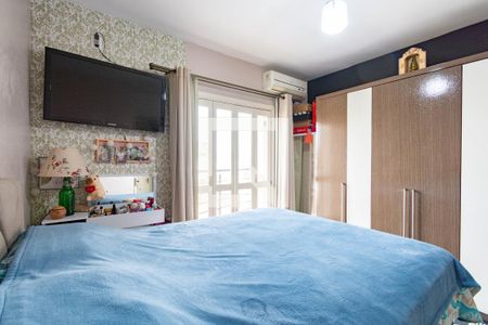 Casa à venda com 2 quartos, 71m² em São José, Canoas