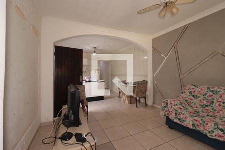 Sala de casa para alugar com 2 quartos, 135m² em Jardim Utinga, Santo André