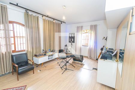 Sala de casa à venda com 5 quartos, 365m² em São Sebastião, Belo Horizonte