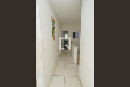 Corredor de casa para alugar com 3 quartos, 300m² em Campo Grande, Rio de Janeiro