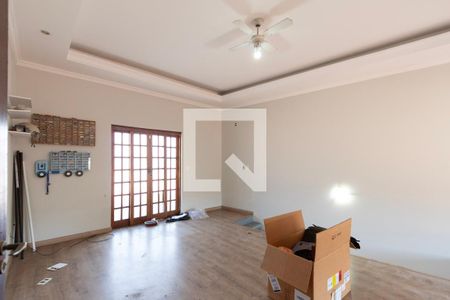 Casa para alugar com 3 quartos, 240m² em Vila Hortência, Sorocaba