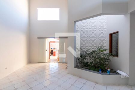 Casa para alugar com 3 quartos, 240m² em Vila Hortência, Sorocaba