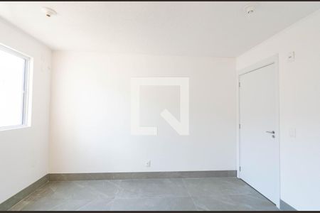 Apartamento à venda com 2 quartos, 44m² em Centro, Canoas