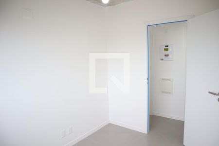 quarto 1 de apartamento para alugar com 2 quartos, 55m² em Camorim, Rio de Janeiro