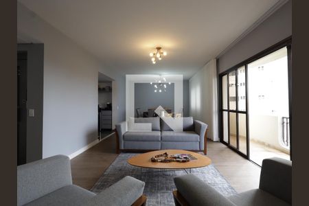 Sala de apartamento à venda com 4 quartos, 167m² em Vila Suzana, São Paulo