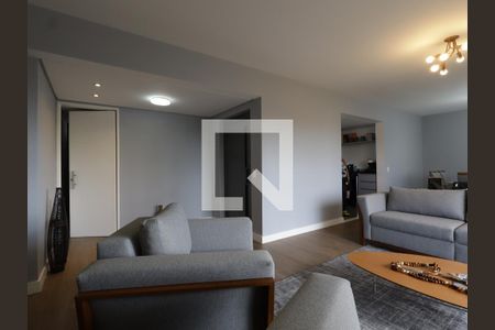 Sala de apartamento à venda com 4 quartos, 167m² em Vila Suzana, São Paulo