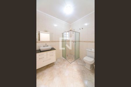 Banheiro Social de casa à venda com 3 quartos, 249m² em Jardim Las Vegas, Santo André