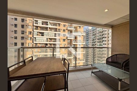 Varanda de apartamento para alugar com 2 quartos, 70m² em Recreio dos Bandeirantes, Rio de Janeiro