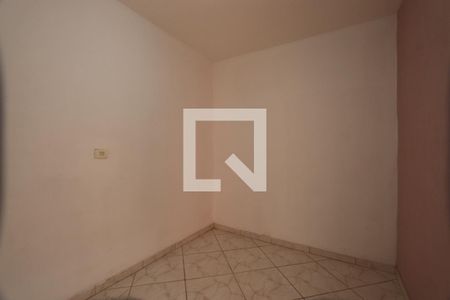 Quarto 2 de casa para alugar com 2 quartos, 180m² em Jardim Mimar, São Paulo