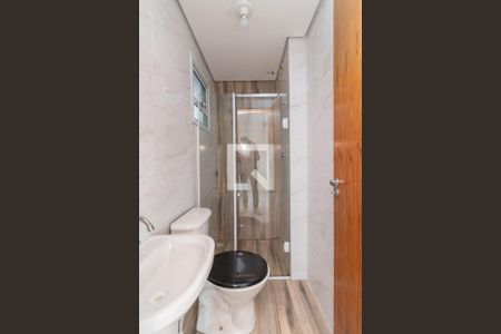 Banheiro de apartamento para alugar com 1 quarto, 30m² em Cidade Antônio Estêvão de Carvalho, São Paulo