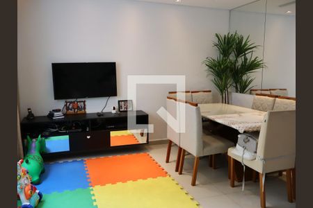 Casa à venda com 3 quartos, 100m² em Vila Lucia, São Paulo