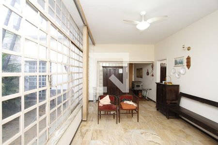 Copa de casa para alugar com 4 quartos, 244m² em Gutierrez, Belo Horizonte