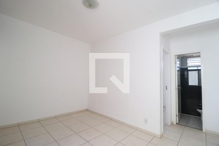 Sala de apartamento para alugar com 2 quartos, 44m² em Gávea, Uberlândia