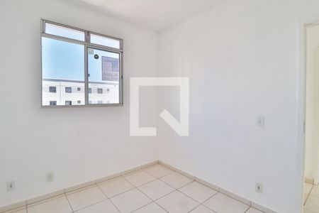 Quarto 1 de apartamento para alugar com 2 quartos, 44m² em Gávea, Uberlândia