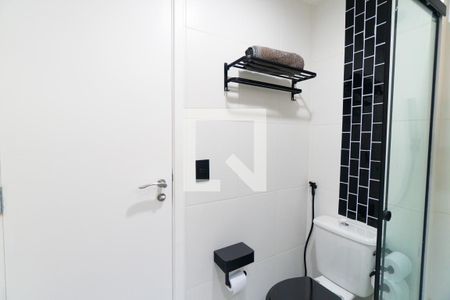 Banheiro da Suíte de apartamento à venda com 2 quartos, 56m² em Jardim Prudência, São Paulo