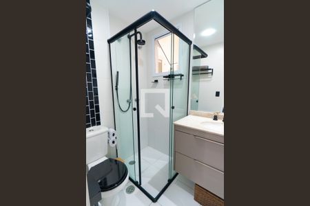 Banheiro da Suíte de apartamento à venda com 2 quartos, 56m² em Jardim Prudência, São Paulo