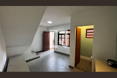 Sala de casa para alugar com 2 quartos, 88m² em Jardim Europa, Santo André