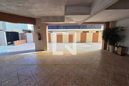 Garagem de apartamento para alugar com 1 quarto, 74m² em Vila Tupi, Praia Grande