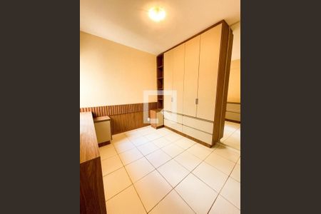 Quarto de apartamento para alugar com 3 quartos, 140m² em Jardim Santa Cecilia, Aparecida de Goiânia
