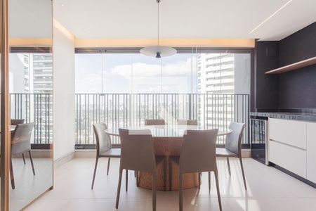 Sala de apartamento para alugar com 2 quartos, 71m² em Pinheiros, São Paulo
