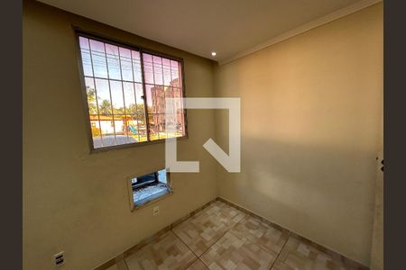 Quarto 1 de apartamento para alugar com 2 quartos, 55m² em Pavuna, Nilópolis
