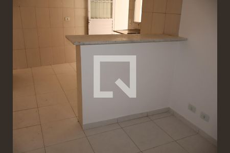 Sala de casa para alugar com 2 quartos, 33m² em Parque Independencia, São Paulo