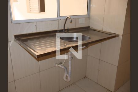 Cozinha de casa para alugar com 2 quartos, 33m² em Parque Independencia, São Paulo