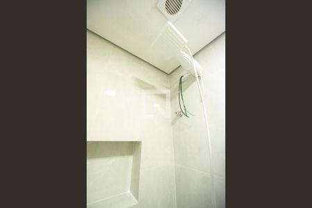 Chuveiro de apartamento para alugar com 1 quarto, 270m² em Penha de França, São Paulo
