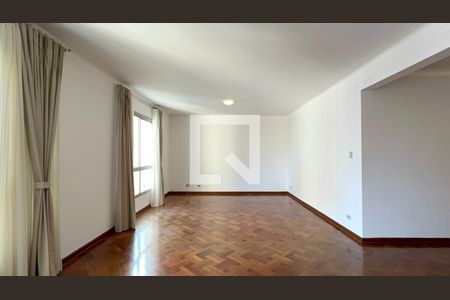 Sala de apartamento à venda com 3 quartos, 224m² em Consolação, São Paulo