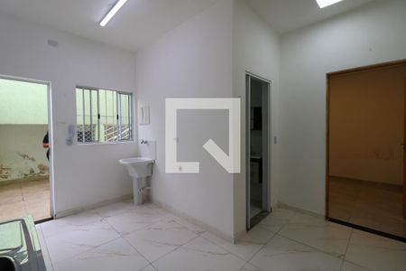 Cozinha e Área de Serviço de casa para alugar com 1 quarto, 42m² em Piraporinha, Diadema