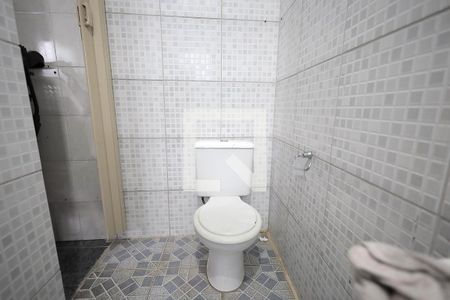 Banheiro 1 de casa à venda com 3 quartos, 127m² em Vila Suíça, Santo André