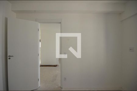 Quarto 1 de apartamento para alugar com 2 quartos, 44m² em Vila Albertina, São Paulo