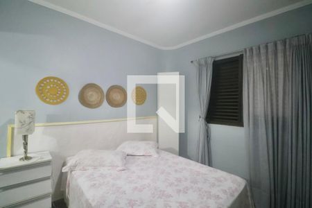 Suíte de apartamento para alugar com 3 quartos, 120m² em Jardim das Palmas, Guarujá